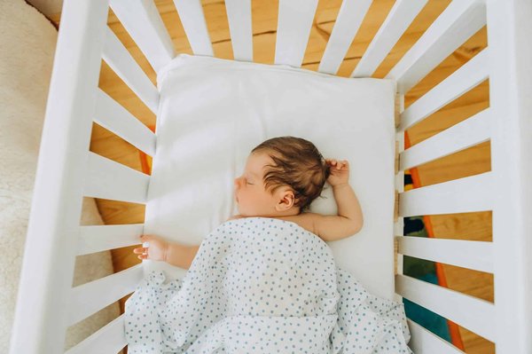 Quel type d'housse matelas à langer choisir pour le confort du bébé ?